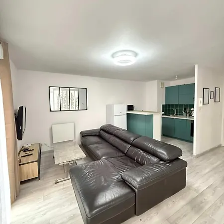 T2 Station - Gare A Proximite, Parking Gratuit Et Piscine Apartment Annemasse